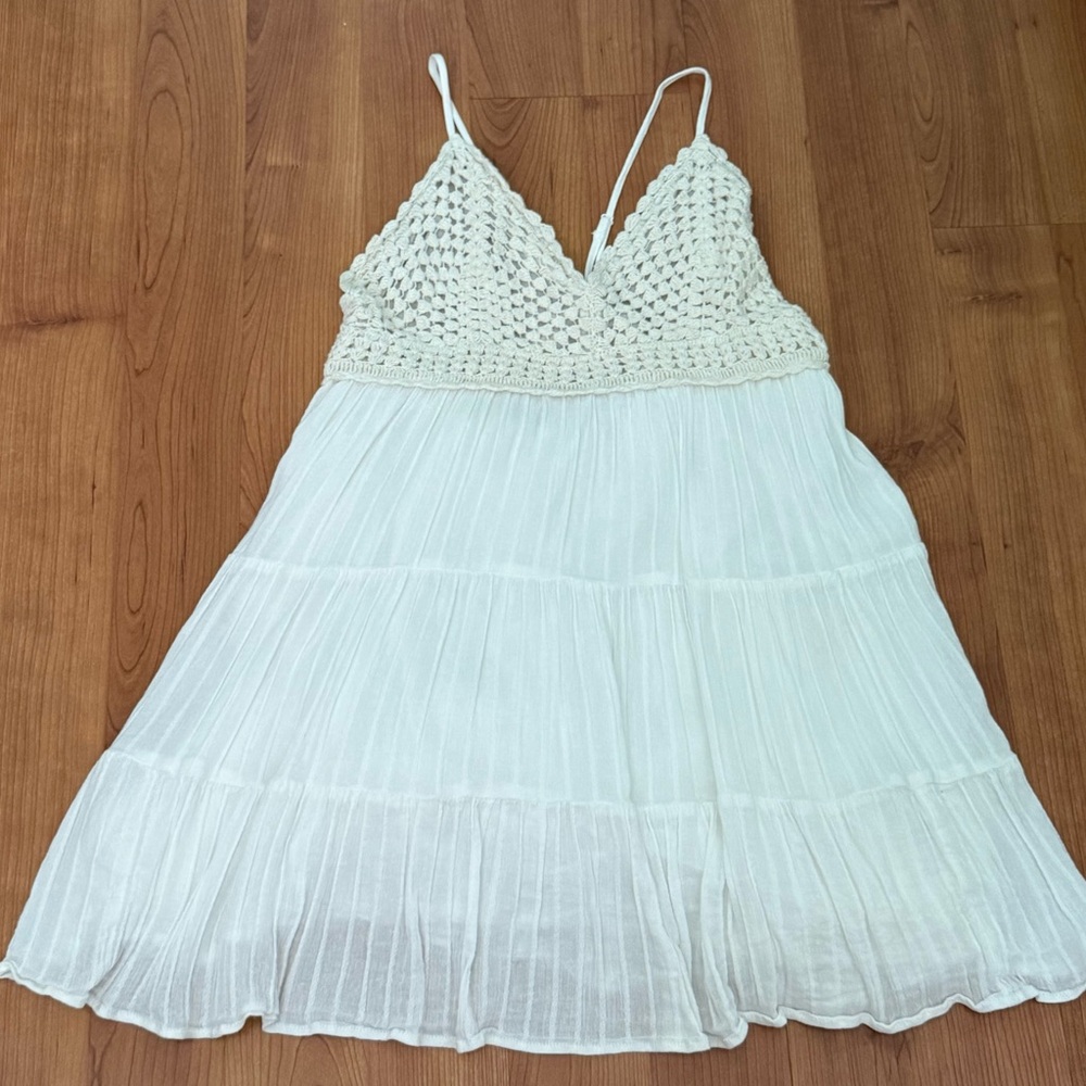 VGUC - AERIE Cream Halter Crochet Summer Dress Medium Beachy Hippie Boho Summer - Picture 5 of 7